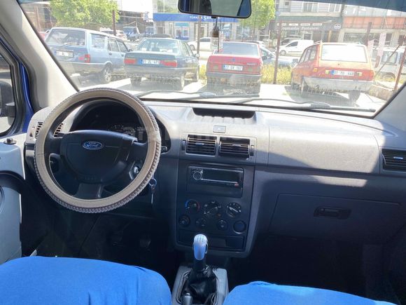 Ford Transit Connect 75 lik 2009