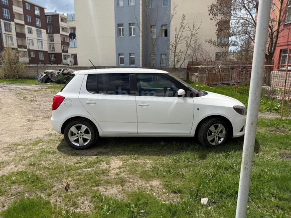 Sahibinden Skoda Fabia 1.2 Ambiente Dynamic 2014 Model