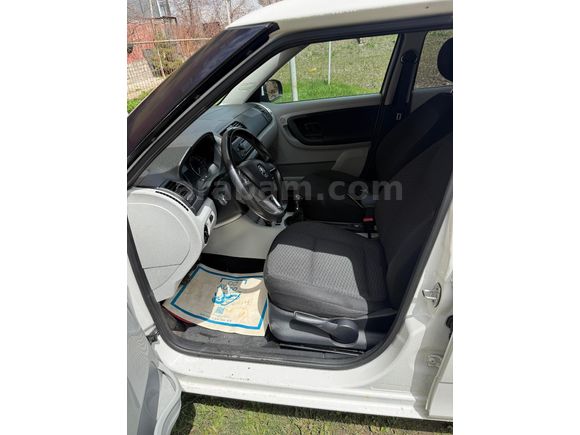 Sahibinden Skoda Fabia 1.2 Ambiente Dynamic 2014 Model