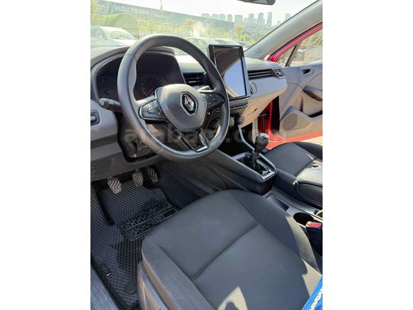 Sahibinden Renault Clio 1.0 SCe Joy 2022 Model 