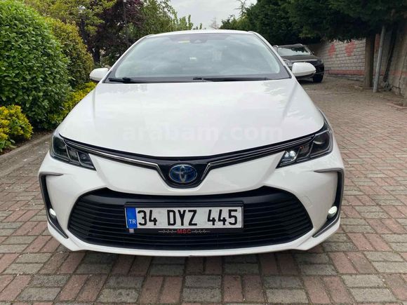 Sahibinden_ 2021 Toyota Corolla 1.8 Hybrid Dream - 123.000 KM - Masrafsız