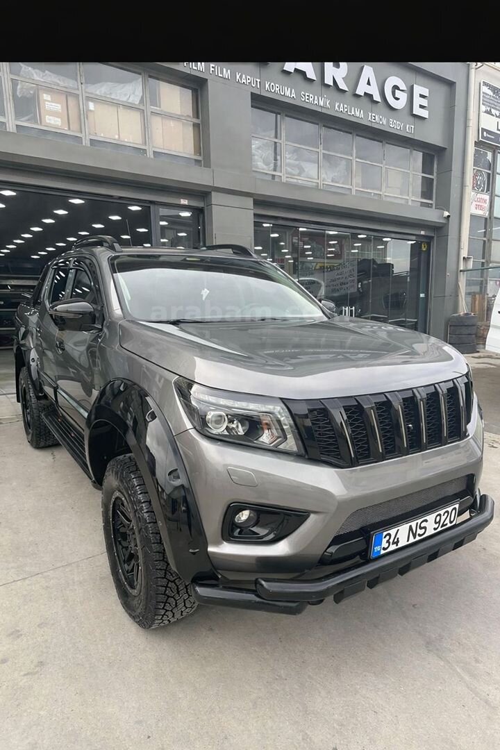 SEZGİN OTOMOTİVDEN TERTEMİZ NİSSAN NAVARA 2.3 4