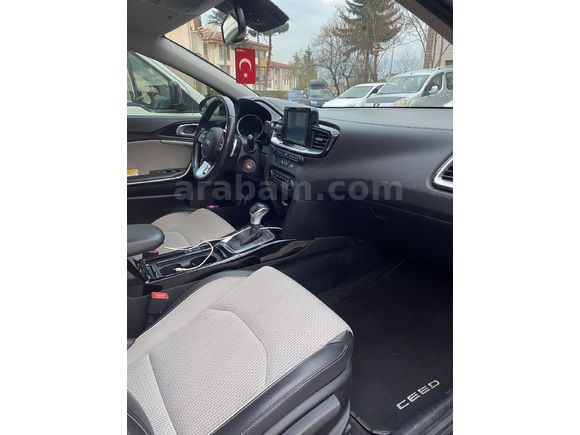 Sahibinden Kia Ceed 1.6 CRDi Elegance 2019