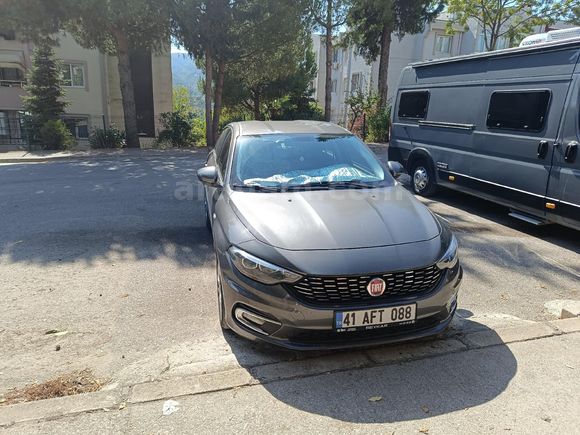 Sahibinden Fiat Egea 1.4 Fire Urban Plus 2020 Model Kocaeli 33.750 km Füme