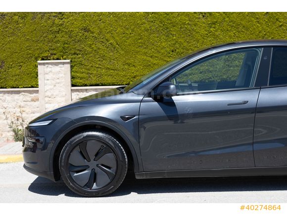 LUXE DRİVEDAN PREMİUM EAP'LI EMSALSİZ TESLA MODEL Y