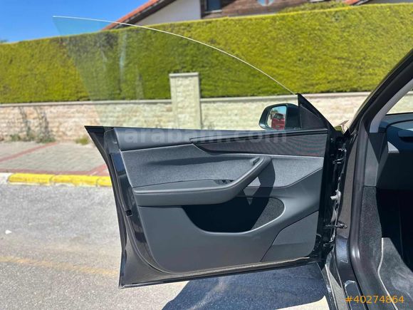 LUXE DRİVEDAN PREMİUM EAP'LI EMSALSİZ TESLA MODEL Y