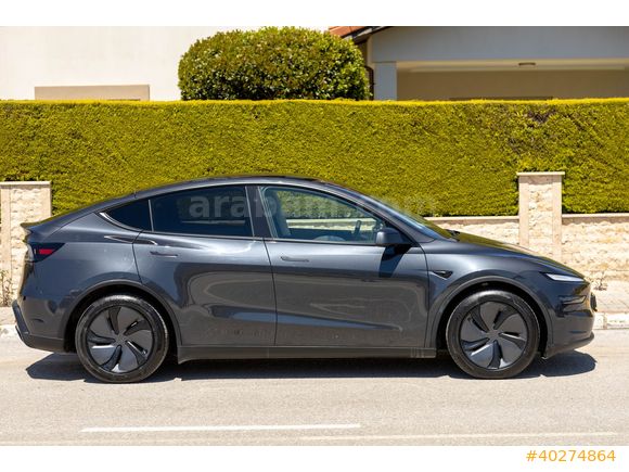 LUXE DRİVEDAN PREMİUM EAP'LI EMSALSİZ TESLA MODEL Y