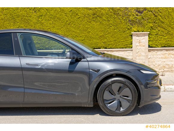 LUXE DRİVEDAN PREMİUM EAP'LI EMSALSİZ TESLA MODEL Y