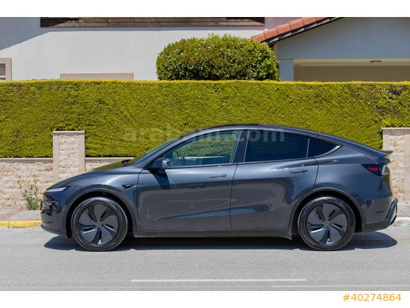 LUXE DRİVEDAN PREMİUM EAP'LI EMSALSİZ TESLA MODEL Y