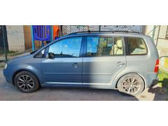 PATRON ÇILDIRDI SON FİYAT Volkswagen Touran 1.6 FSi Comfortline 2004 Model 240.000 km