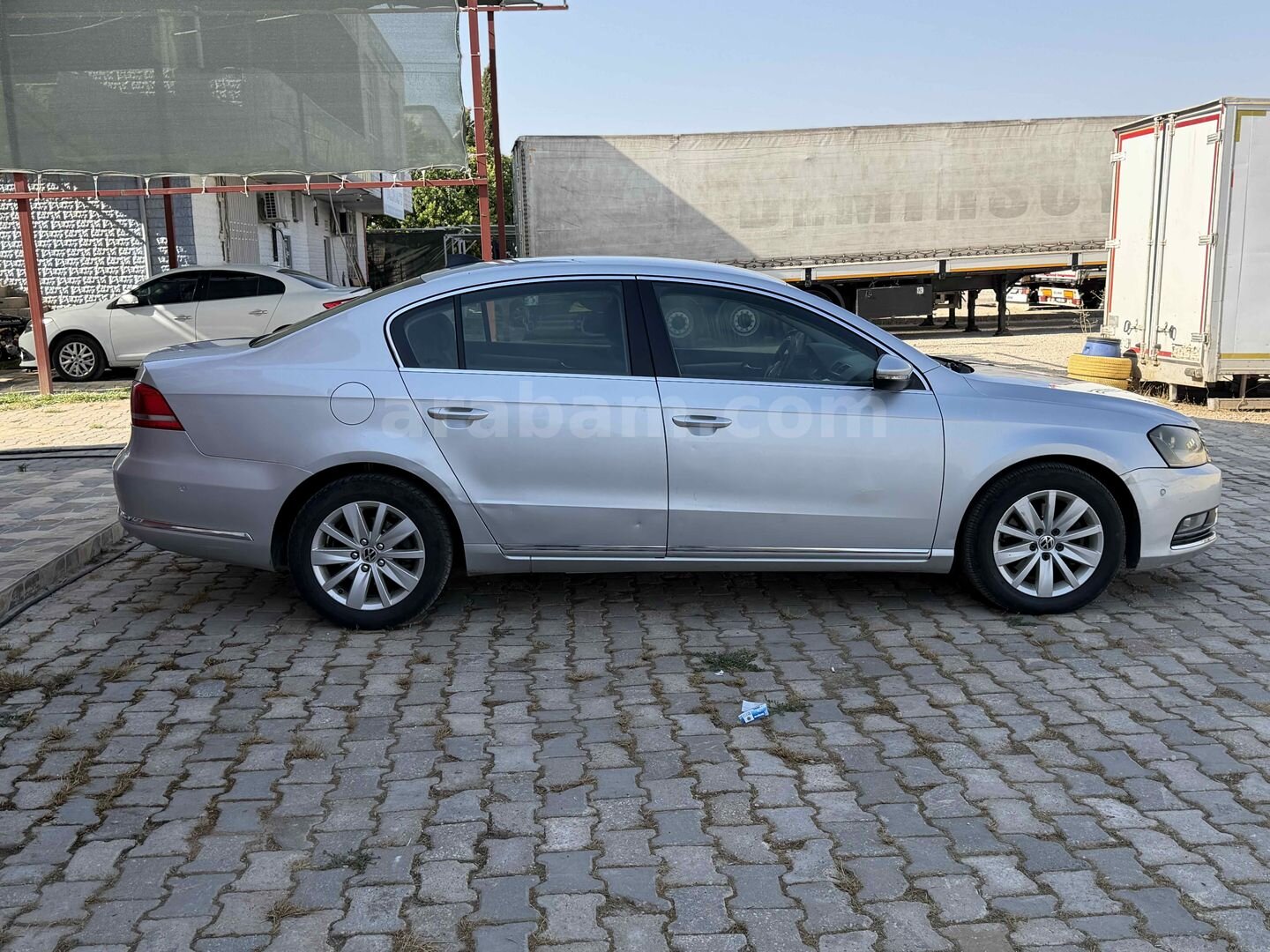 Galeriden Volkswagen Passat 1.6 TDi BlueMotion Comfortline 2011 Model Mardin 385.000 km Gri (Gümüş) 5