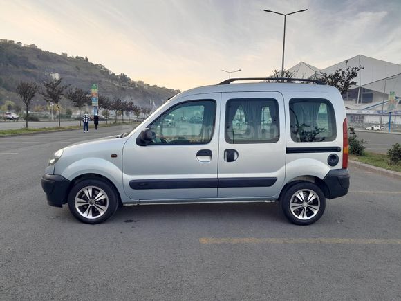 HATASIZ 1.5DCI 2005 MODEL RENAULT KANGO