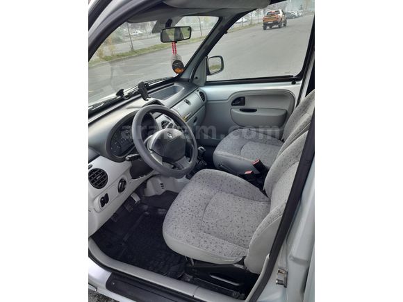 HATASIZ 1.5DCI 2005 MODEL RENAULT KANGO