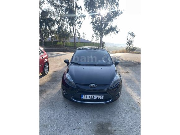 Sahibinden Ford Fiesta 1.4 TDCi My 2011 Model Hatay 195.000 km Siyah