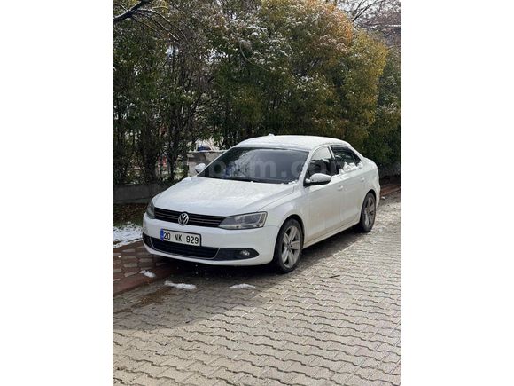 Sahibinden Volkswagen Jetta 1.6 TDi Comfortline 2014 Model  255.000 km Beyaz