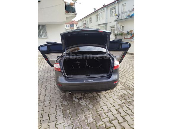 Sahibinden Renault Fluence 1.6 Extreme 2011 Model