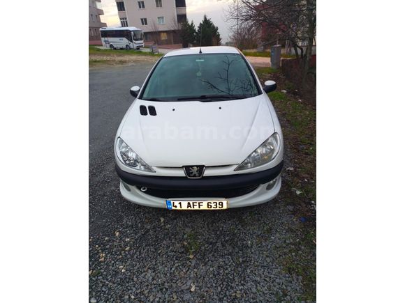 Sahibinden Peugeot 206 1.4 Comfort 2007 Model Kocaeli 244.000 km Beyaz