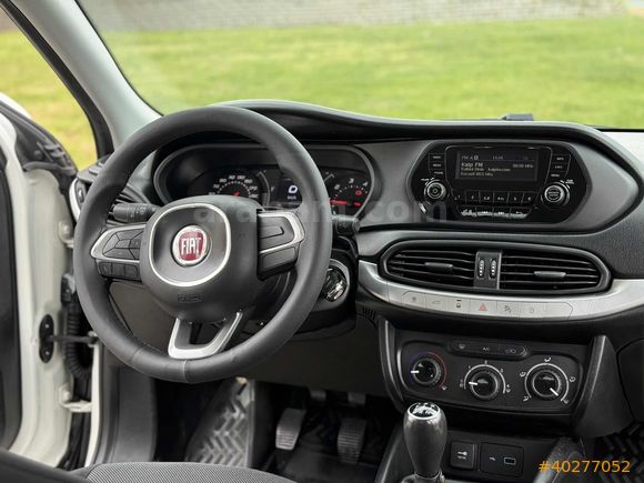 // 2020 EGEA HATASIZ 1 LOKAL 115.000 KM TAKAS OLUR //