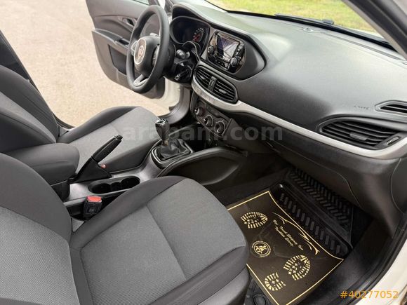 // 2020 EGEA HATASIZ 1 LOKAL 115.000 KM TAKAS OLUR //
