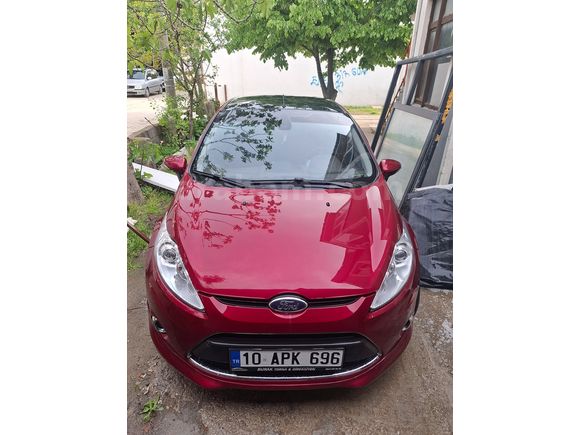 Sahibinden Ford Fiesta düşük km masrafsız araç