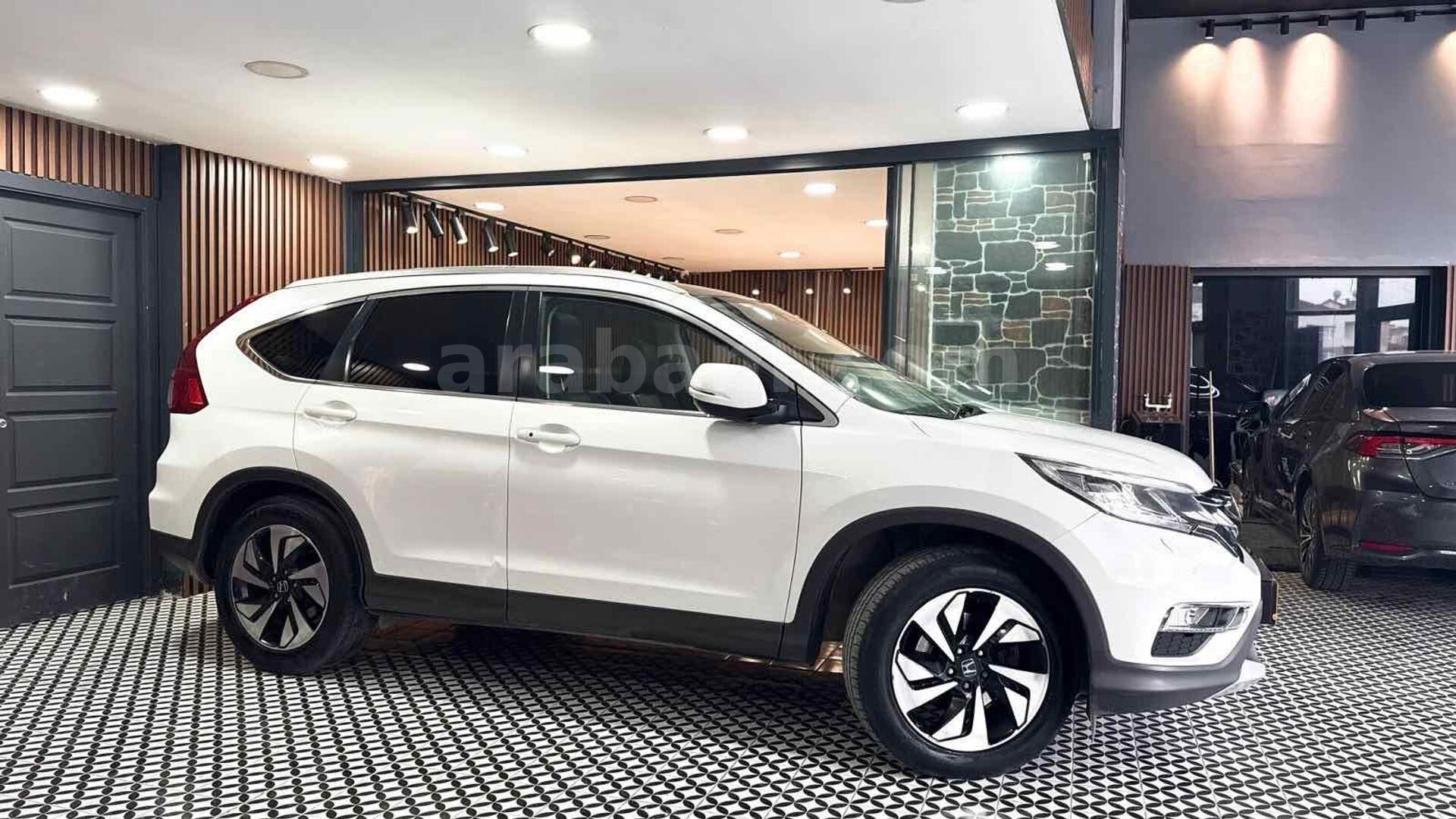 Galeriden Honda CR-V 1.6 i-DTEC Executive+ 2015 Model İstanbul 3