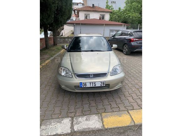 Honda Civic 1.4 i S 2001 Model Motor Yürüyen iyi