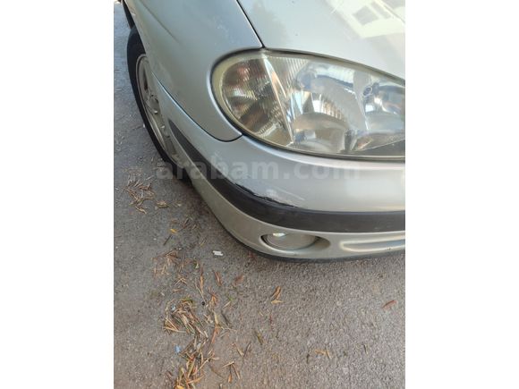 Sahibinden Renault Megane 1.6 RXi 2002 Model