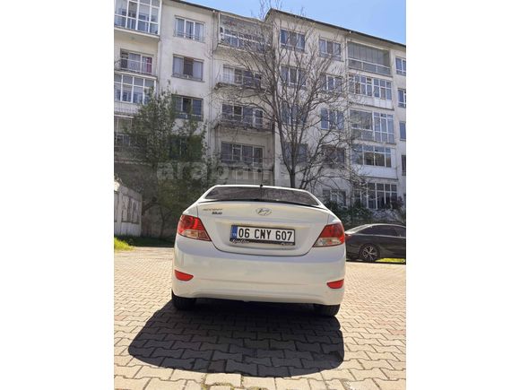 Sahibinden Hyundai Accent Blue 1.4 D-CVVT Mode Plus 2017 Model 
