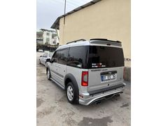 Sahibinden Ford Tourneo Connect 1.8 TDCI Blackline 2012 Model 