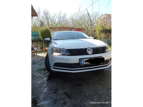 Sahibinden Volkswagen Jetta 1.2 TSi Trendline 2015 Model İstanbul 156.000 km Beyaz