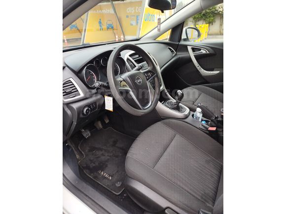 Sahibinden Opel Astra 1.6 Edition 2012 Model