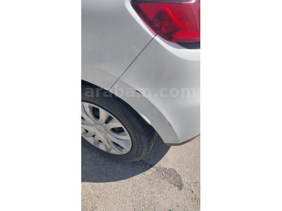 Sahibinden Renault Clio 1.2 Joy 2015 Model