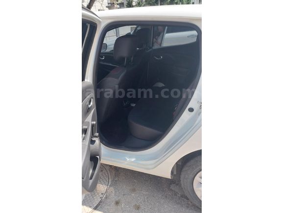 Sahibinden Renault Clio 1.2 Joy 2015 Model