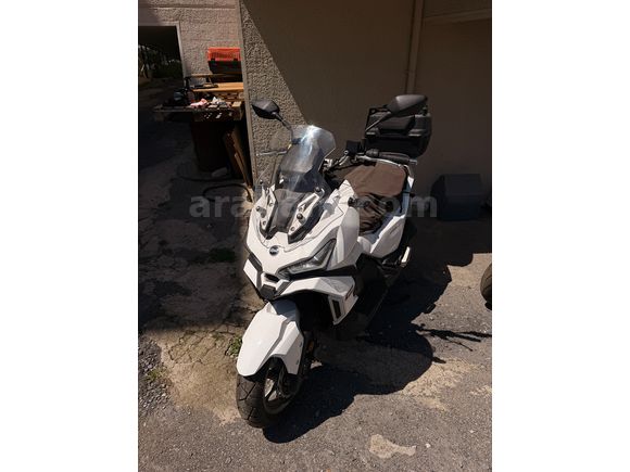 Sahibinden 2024 model 650 km'de tertemiz ADX125