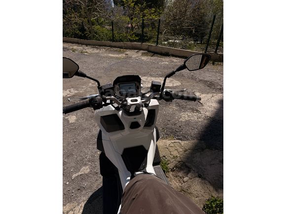 Sahibinden 2024 model 650 km'de tertemiz ADX125