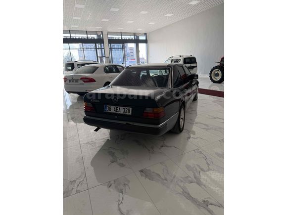 Galeriden Mercedes - Benz 200 E 1992 Model Yozgat