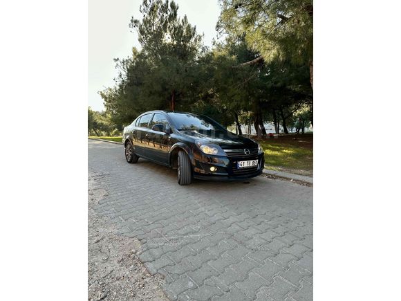 Sahibinden Opel Astra 1.6 Enjoy 111.Yıl 2011 Model 