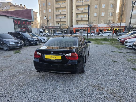 Galeriden BMW 3 Serisi 320i 2006 Model Van