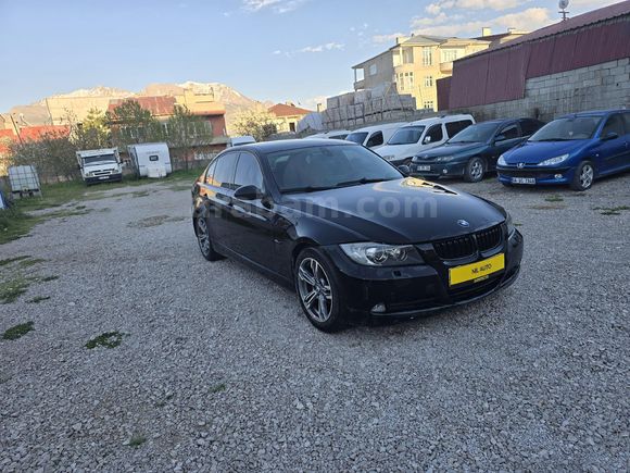 Galeriden BMW 3 Serisi 320i 2006 Model Van