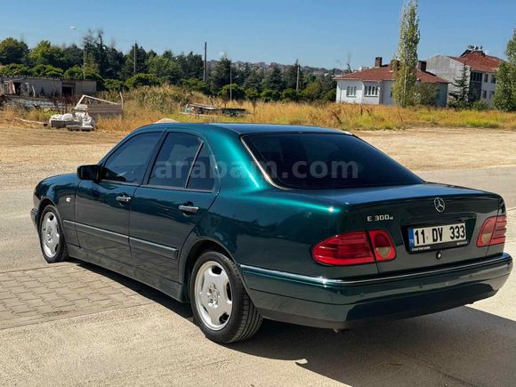 ÖZEL PLAKA - Benz E 300 TD Elegance 
