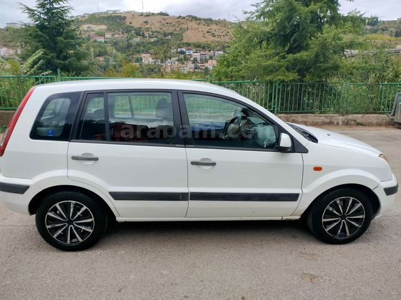 2011 Model Ford Fusion 1.4 TDCi Full Bakımlı Comfort Memur Jipi Beyaz