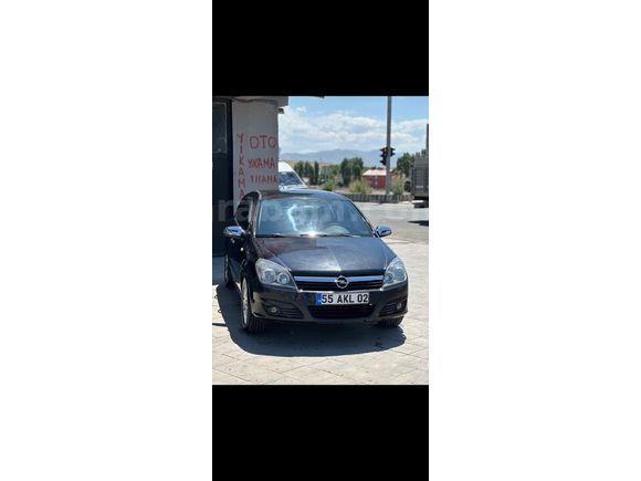 memurdan temiz Opel Astra