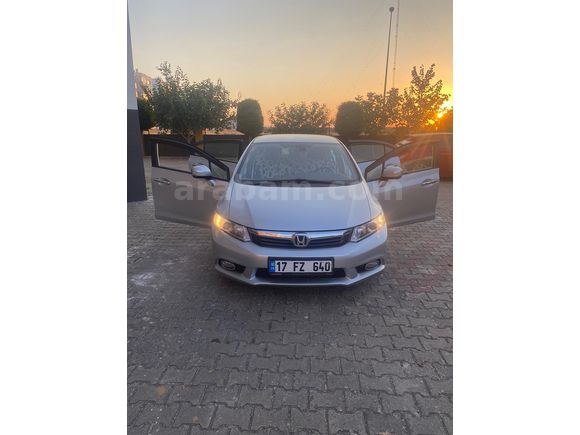 İLK SAHİBİNDEN ,MEMURDAN ,EKSPER RAPORLU, 75000 KM DE ,Honda Civic 1.6i VTEC BAYRAM ŞEKERİ