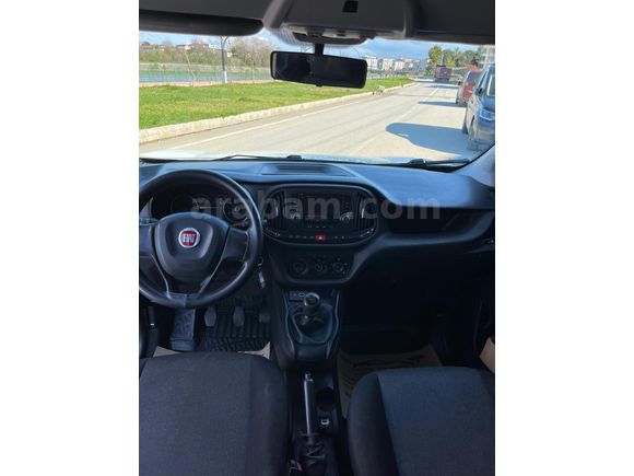 Sahibinden Fiat Doblo Combi 1.6 Multijet Easy 2022 Model  147000 km Beyaz