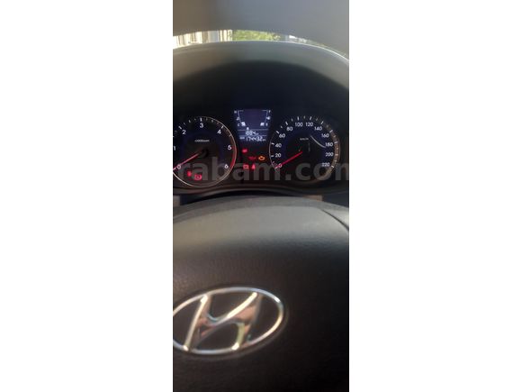 Sahibinden Hyundai Accent Blue 1.6 CRDI Mode Plus 2013 Model