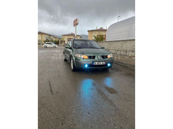 Sahibinden Renault Megane 1.6 Dynamique 2004 Model