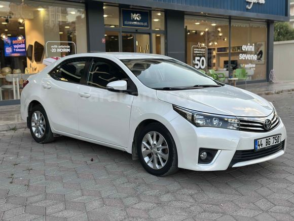 Acil satlık Corolla 