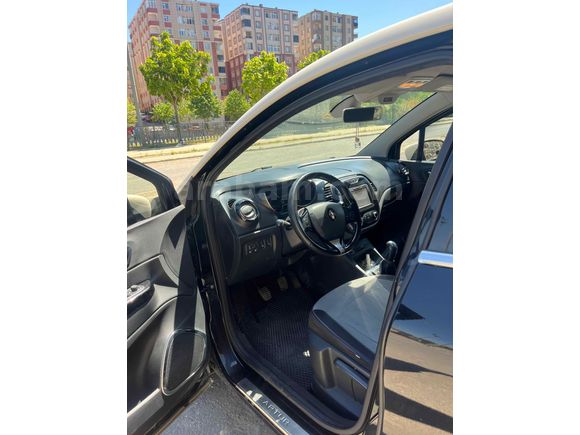 Sahibinden Renault Captur 1.5 dCi Icon 2016 Model  159.000 km Siyah