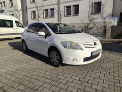 Sahibinden Toyota Auris 1.33 Comfort 2012 Model  194.000 km Beyaz
