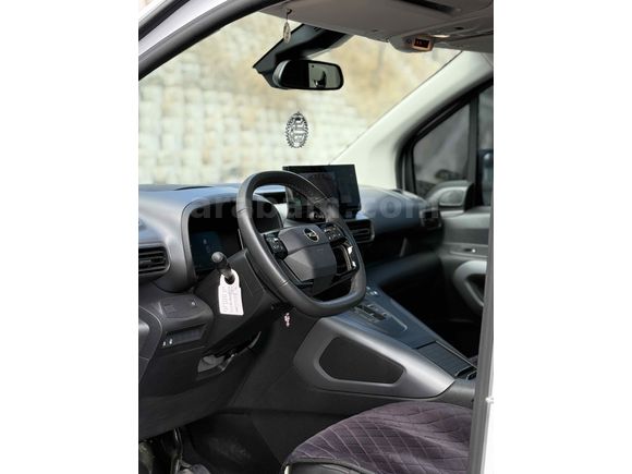 Sahibinden Opel Combo 1.5 CDTI Ultimate 2024 Model 